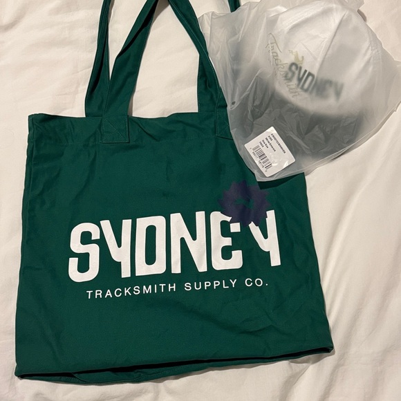 Tracksmith Accessories - Tracksmith Sydney Marathon Hat + Tote Bag
